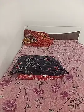 Snapshot of Cutee_Amrita chatting on July 4, 2026, 1:59 pm Cutee Amrita online show from July 4, 2026, 1:59 pm