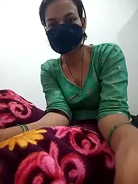 Snapshot of Miss-0012 chatting on February 16, 2026, 4:49 pm Miss-0012 online show from February 16, 2026, 4:49 pm