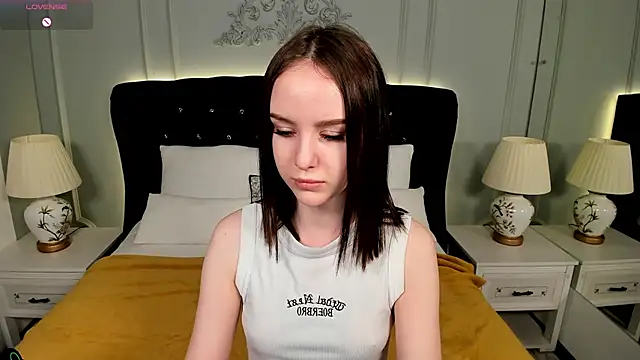 MarySparkle online show from October 13, 2025, 3:52 am