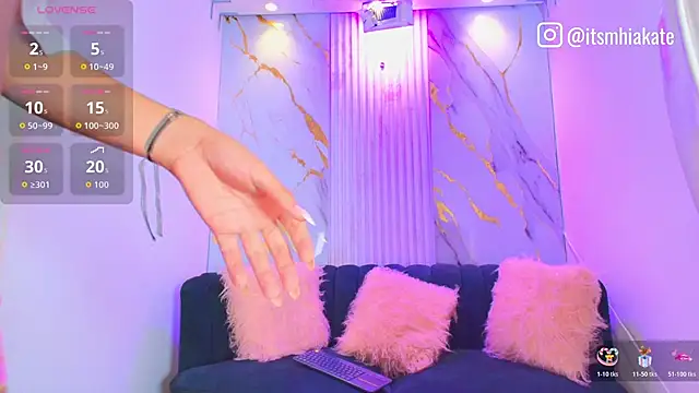 Snapshot of Mhiaa_Sweet chatting on October 22, 2025, 12:04 pm Mhiaa Sweet online show from October 22, 2025, 12:04 pm