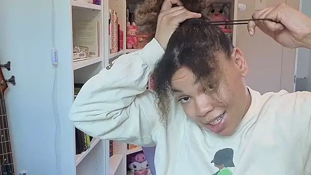 Snapshot of zahrabliss chatting on September 26, 2025, 8:05 pm zahrabliss online show from September 26, 2025, 8:05 pm