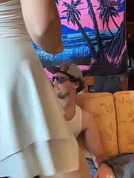 Snapshot of Bad_Idea chatting on December 4, 2025, 9:52 am Bad Idea online show from December 4, 2025, 9:52 am