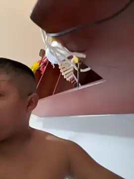 chelovqu online show from November 15, 2025, 8:46 pm
