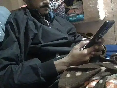 Desiboy 0 online show from December 22, 2025, 3:23 pm