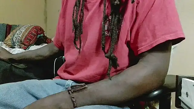 Snapshot of EYEzIAM chatting on April 16, 2026, 4:57 am EYEzIAM online show from April 16, 2026, 4:57 am