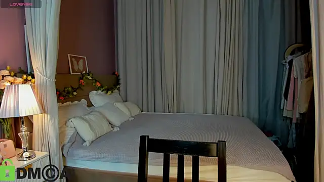 Snapshot of Agnes_Wells chatting on November 2, 2025, 9:25 am Agnes Wells online show from November 2, 2025, 9:25 am