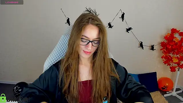 Snapshot of Agnes_Wells chatting on November 3, 2025, 9:24 am Agnes Wells online show from November 3, 2025, 9:24 am