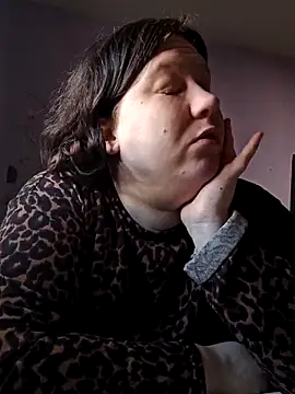Snapshot of Feuchtekitty92@xh chatting on April 15, 2026, 6:52 am Feuchtekitty92xh online show from April 15, 2026, 6:52 am