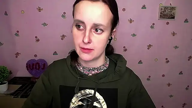 Snapshot of FeelMe__ chatting on February 4, 2026, 8:04 pm FeelMe online show from February 4, 2026, 8:04 pm