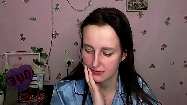 Snapshot of FeelMe__ chatting on February 9, 2026, 4:05 pm FeelMe online show from February 9, 2026, 4:05 pm