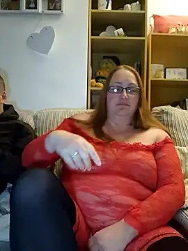 Snapshot of Luscious-LucyXX chatting on April 19, 2026, 7:38 pm Luscious-LucyXX online show from April 19, 2026, 7:38 pm