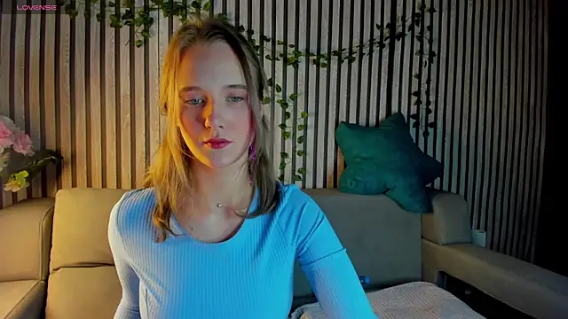 Snapshot of Casey_Sweeet chatting on December 1, 2025, 9:10 am Casey Sweeet online show from December 1, 2025, 9:10 am