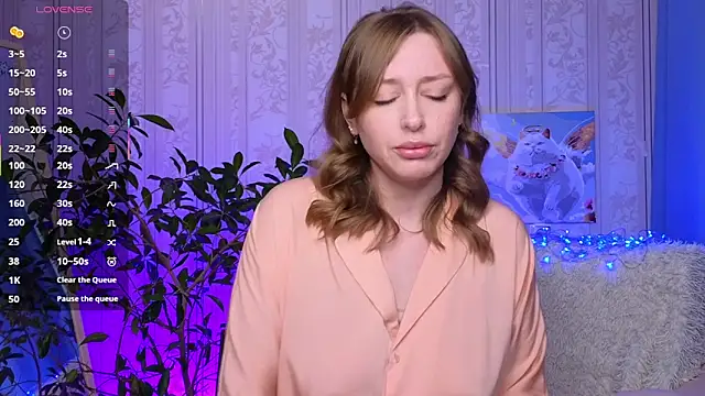 evashiny  online show from April 17, 2026, 9:45 am