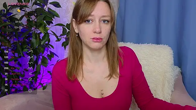 Snapshot of evashiny_ chatting on November 13, 2025, 1:53 am evashiny online show from November 13, 2025, 1:53 am