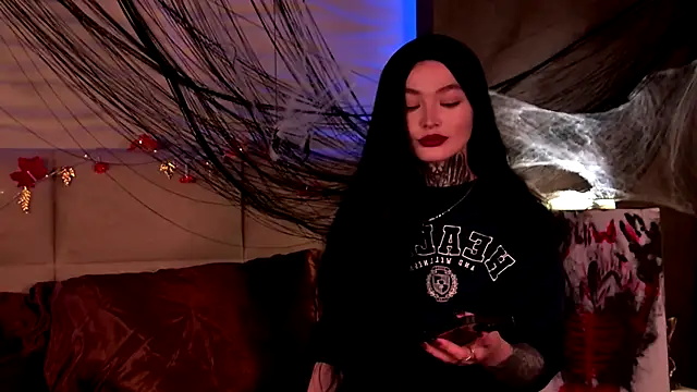 Snapshot of AriWild chatting on October 29, 2025, 4:55 am AriWild online show from October 29, 2025, 4:55 am