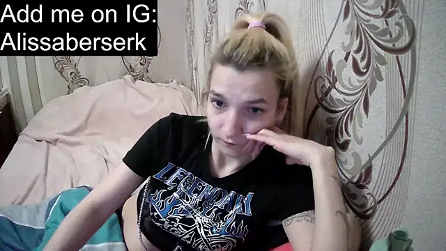 AlissaClark online show from April 21, 2026, 8:26 pm