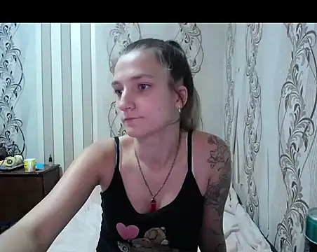 Snapshot of AlissaClark chatting on September 21, 2025, 8:36 pm AlissaClark online show from September 21, 2025, 8:36 pm