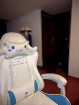 Snapshot of isabela_l chatting on October 9, 2025, 11:27 pm isabela l online show from October 9, 2025, 11:27 pm