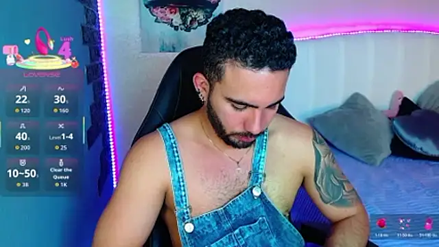 Snapshot of adamhairy chatting on July 10, 2026, 7:25 pm adamhairy online show from July 10, 2026, 7:25 pm