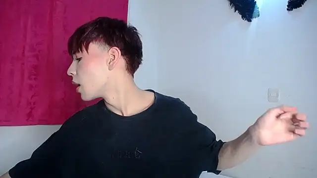 lucky stricke online show from November 26, 2025, 4:34 am