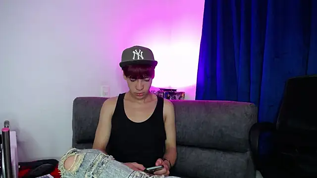 lucky stricke online show from March 12, 2026, 8:40 am