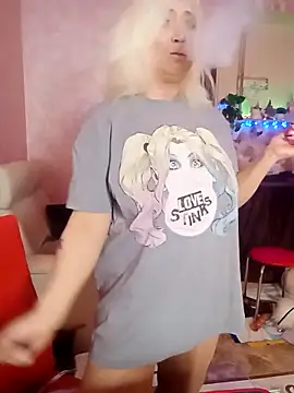 SquirtMilf00 online show from February 4, 2026, 2:28 am