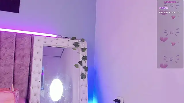 Snapshot of _jasmine_blush chatting on November 11, 2025, 1:39 pm jasmine blush online show from November 11, 2025, 1:39 pm