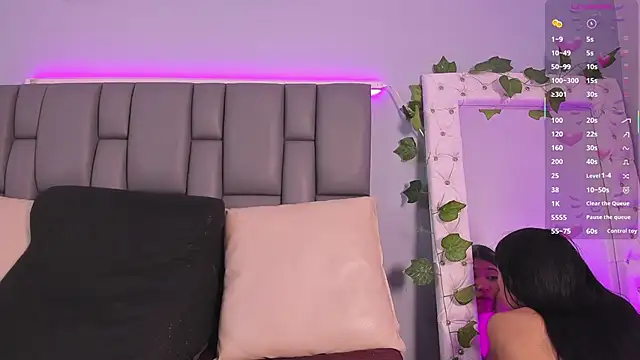 Snapshot of _jasmine_blush chatting on October 3, 2025, 1:56 pm jasmine blush online show from October 3, 2025, 1:56 pm