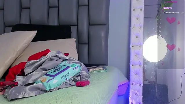 Snapshot of _jasmine_blush chatting on October 28, 2025, 1:54 pm jasmine blush online show from October 28, 2025, 1:54 pm