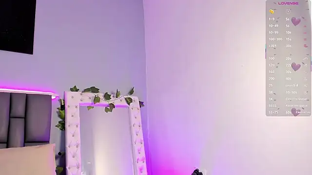 Snapshot of _jasmine_blush chatting on October 5, 2025, 1:46 pm jasmine blush online show from October 5, 2025, 1:46 pm