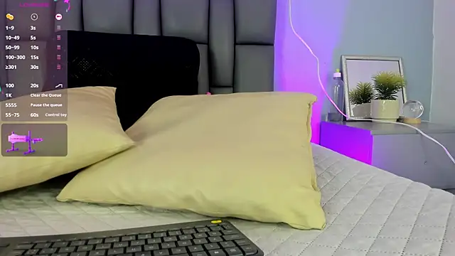 Snapshot of _jasmine_blush chatting on September 12, 2025, 1:33 pm jasmine blush online show from September 12, 2025, 1:33 pm