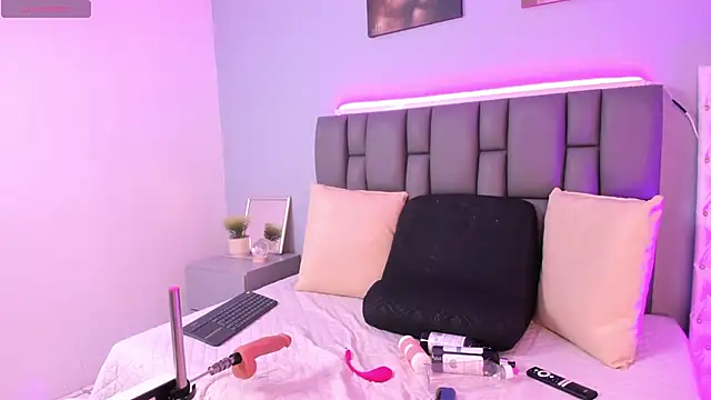 Snapshot of _jasmine_blush chatting on September 24, 2025, 1:50 pm jasmine blush online show from September 24, 2025, 1:50 pm