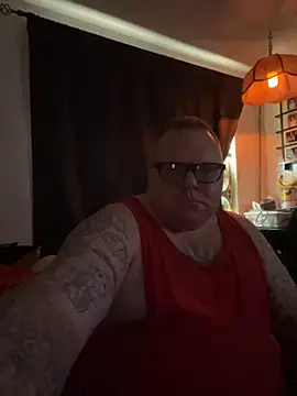 GingerSnap4444 online show from December 5, 2025, 6:50 pm