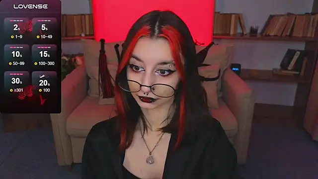 Snapshot of Mistress__Marcelline chatting on November 27, 2025, 10:48 am Mistress Marcelline online show from November 27, 2025, 10:48 am