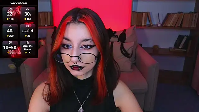 Snapshot of Mistress__Marcelline chatting on December 5, 2025, 9:52 am Mistress Marcelline online show from December 5, 2025, 9:52 am