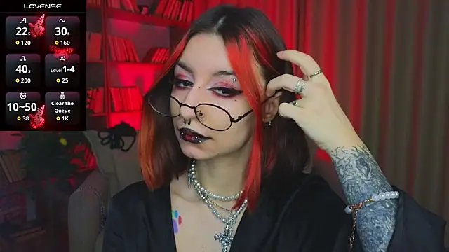 Snapshot of Mistress__Marcelline chatting on February 22, 2026, 9:44 am Mistress Marcelline online show from February 22, 2026, 9:44 am