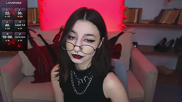 Snapshot of Mistress__Marcelline chatting on October 5, 2025, 9:55 am Mistress Marcelline online show from October 5, 2025, 9:55 am