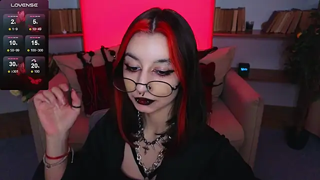 Snapshot of Mistress__Marcelline chatting on November 14, 2025, 10:52 am Mistress Marcelline online show from November 14, 2025, 10:52 am