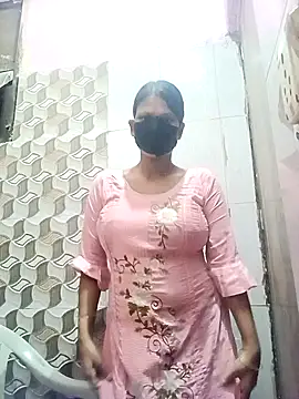 Snapshot of varnika chatting on September 9, 2025, 8:02 am varnika online show from September 9, 2025, 8:02 am