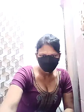 Snapshot of varnika chatting on September 13, 2025, 8:47 am varnika online show from September 13, 2025, 8:47 am