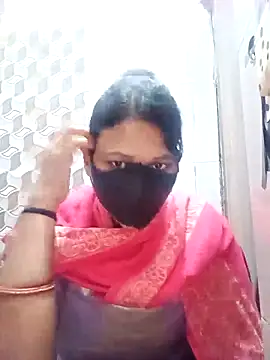 Snapshot of varnika chatting on December 2, 2025, 8:05 am varnika online show from December 2, 2025, 8:05 am