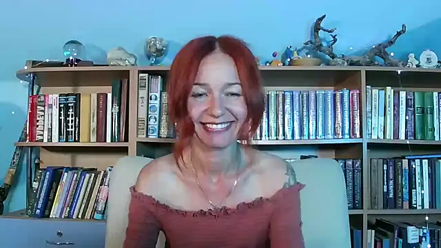 Foxilady357 online show from July 14, 2026, 4:35 pm