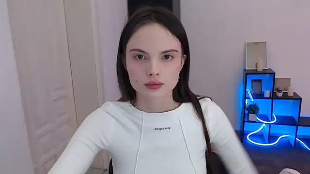 Snapshot of Ariella_ari chatting on December 14, 2025, 2:33 pm Ariella ari online show from December 14, 2025, 2:33 pm