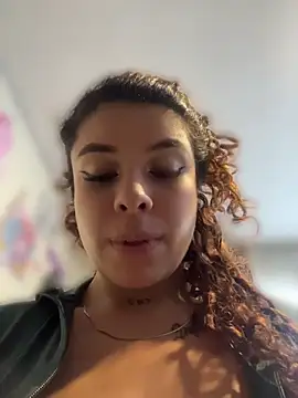 haally-mll online show from April 15, 2026, 7:40 pm