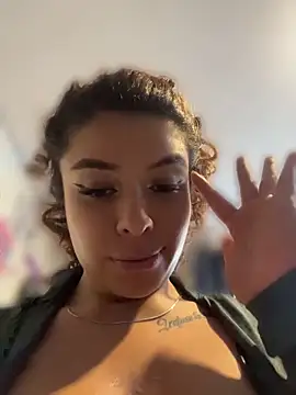 haally-mll online show from April 15, 2026, 7:58 pm