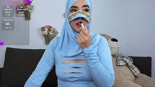aisha samiri online show from October 17, 2025, 10:55 pm