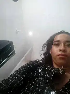 Valenn fernandez online show from April 8, 2026, 7:04 pm