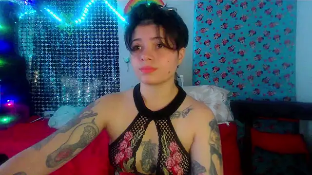 Snapshot of Mitsuha_gate chatting on November 14, 2025, 2:43 pm Mitsuha gate online show from November 14, 2025, 2:43 pm