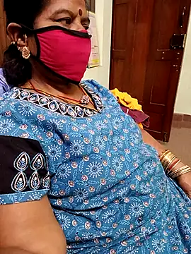 Snapshot of amuthasree chatting on September 24, 2025, 1:28 pm amuthasree online show from September 24, 2025, 1:28 pm