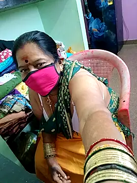 Snapshot of amuthasree chatting on September 13, 2025, 2:00 am amuthasree online show from September 13, 2025, 2:00 am